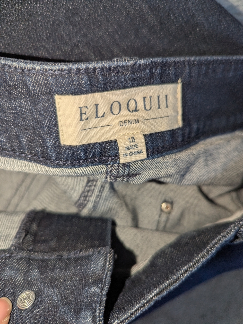18 Eloquii Dark Wash Front Slit Denim Maxi Dress - Picture 3 of 4
